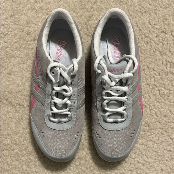 Skechers Women’s Shoes - Picture 6 of 7